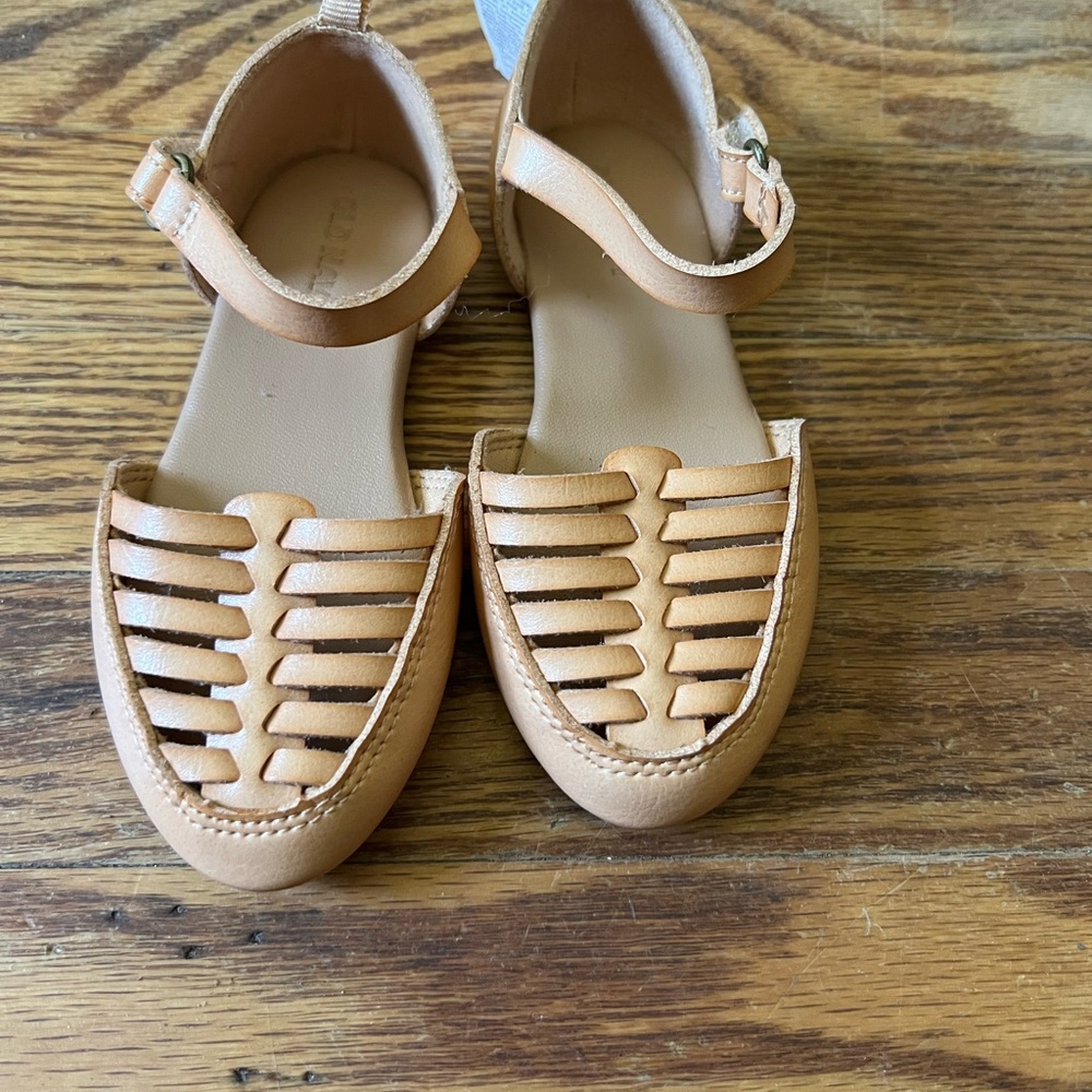 Old Navy Tan Kids Sandals